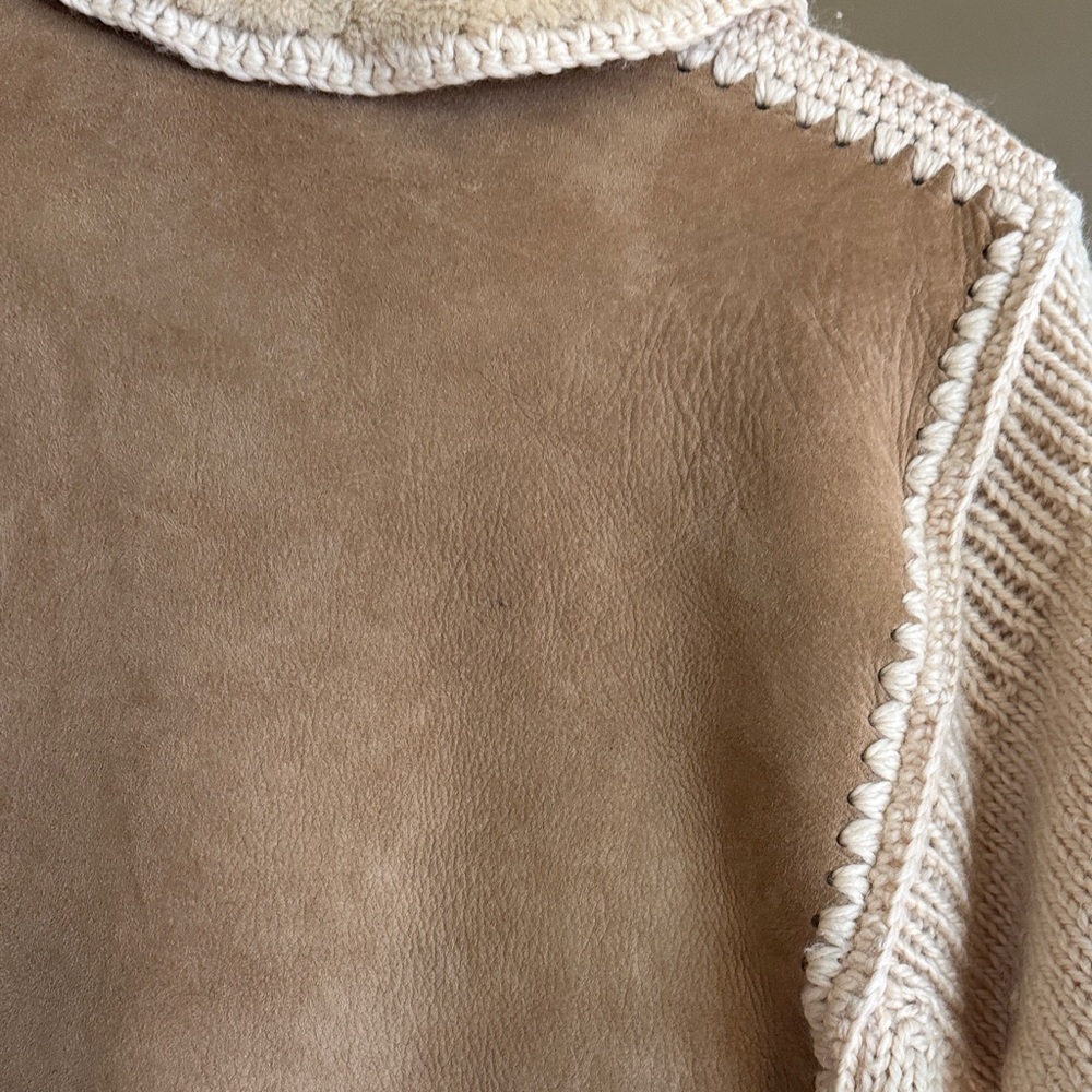 Vintage Cozy Tan and Cream Suede New Zealand Shearling Leather Women's Cardigan - Picture 13 of 16